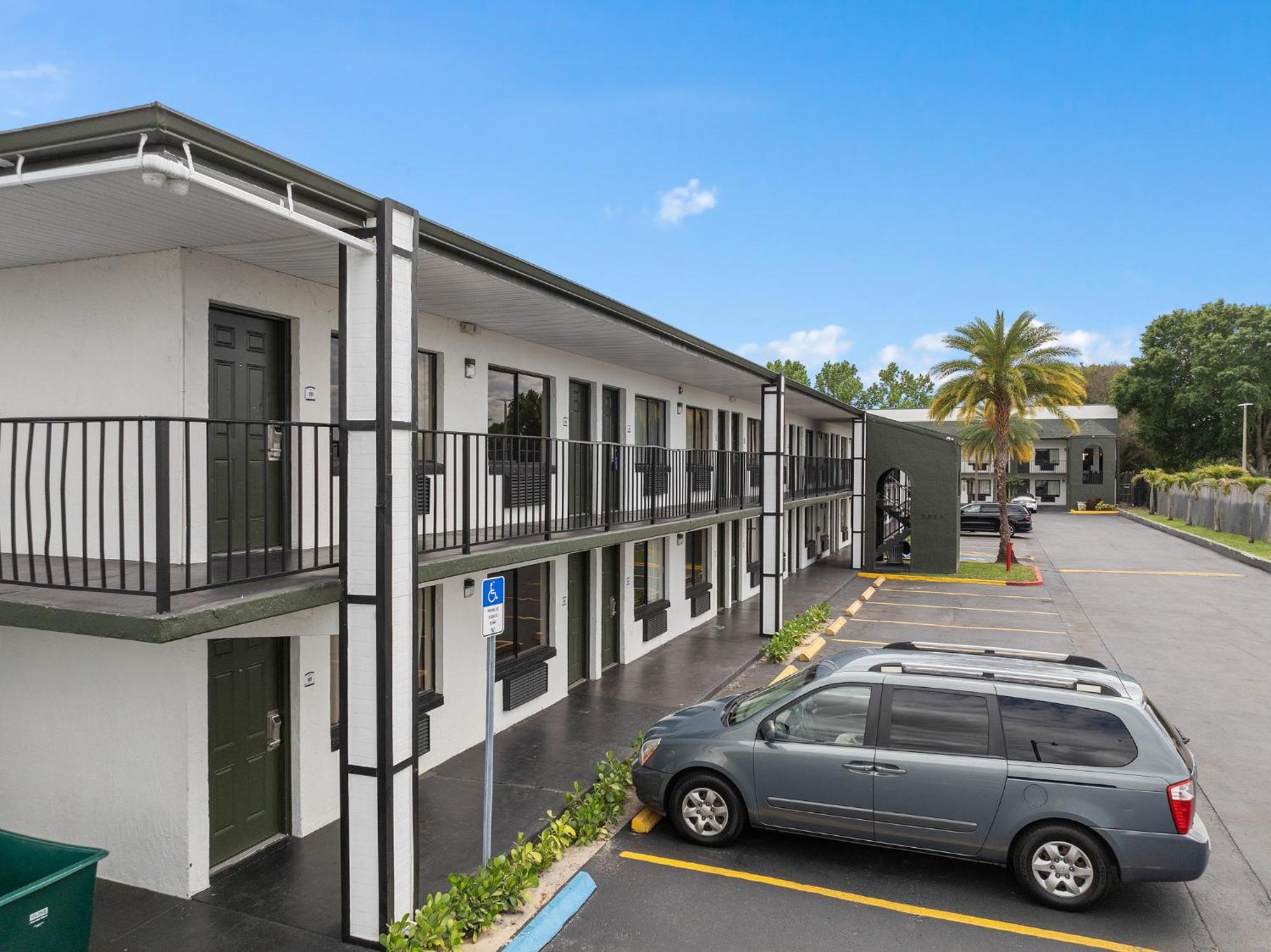 Hotel Baymont By Wyndham Orlando Downtown Esterno foto
